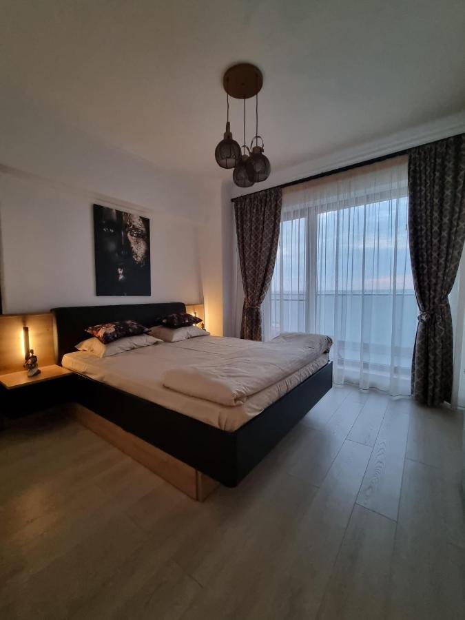 Deluxe Lake View 马马亚 外观 照片
